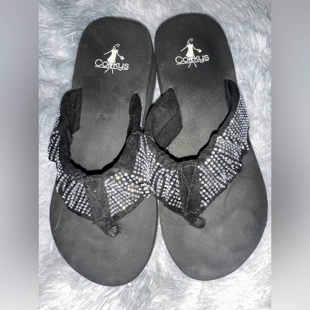 Corkys Black Jeweled Scrunch Thong Sandals - EUC 7